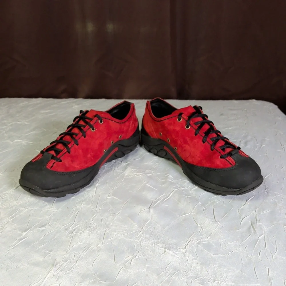 Merrell Jungle Climb Shoes Womens Size 7 Red Suede Hiking Sneakers Gorpcore